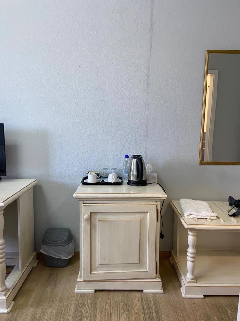 Astheimer Schloesschen Trebur Ruang foto